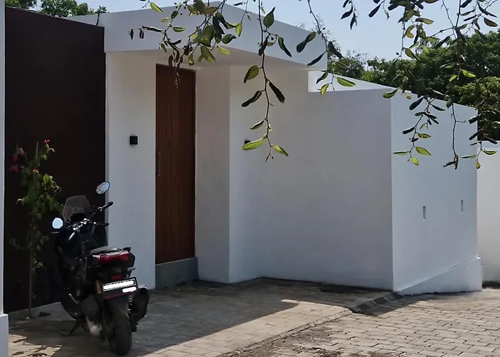 Ku Villa *